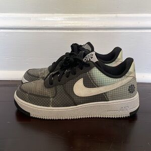 Nike Youth Air Force 1 Crater (GS) In Size 6.5 Youth / 8 Women's In Black/White